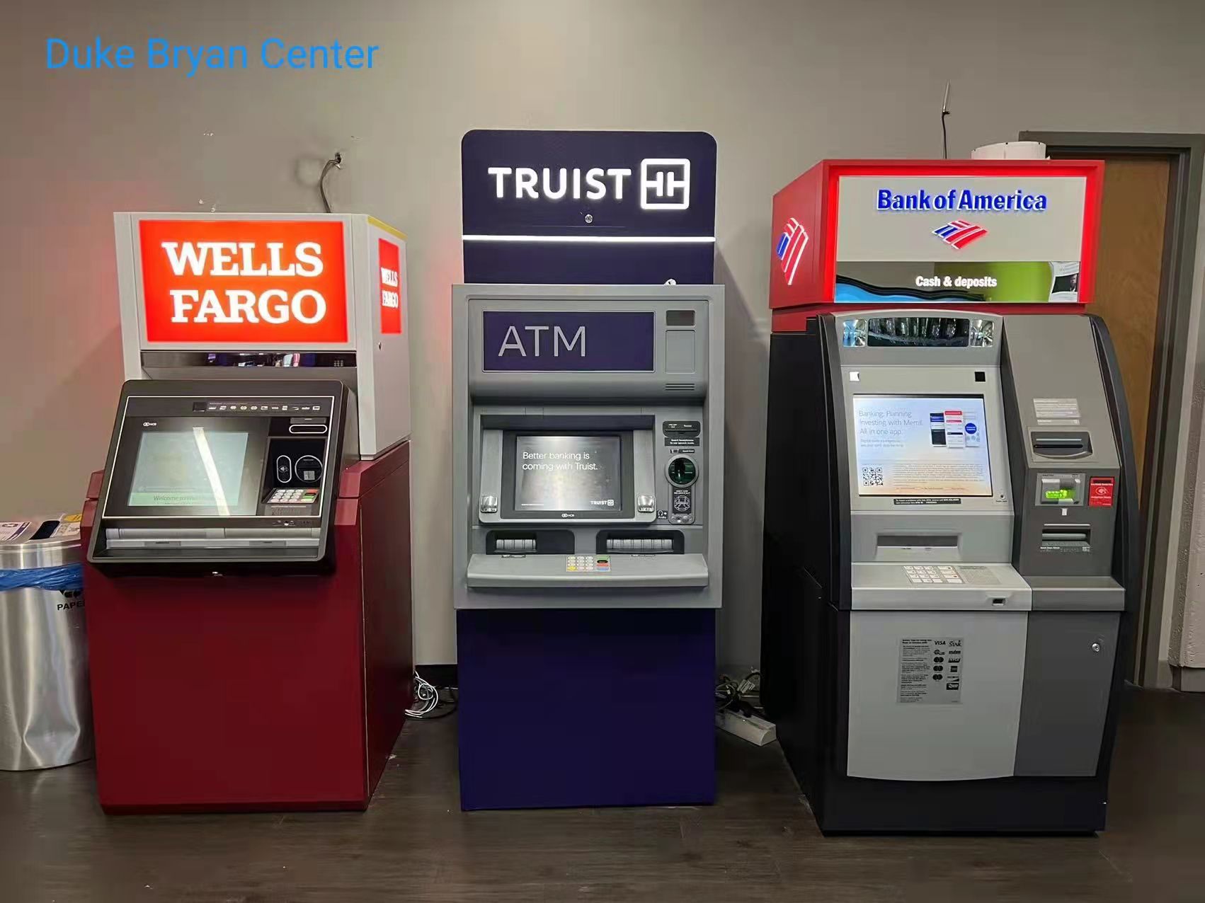 Bryan Center校内ATM